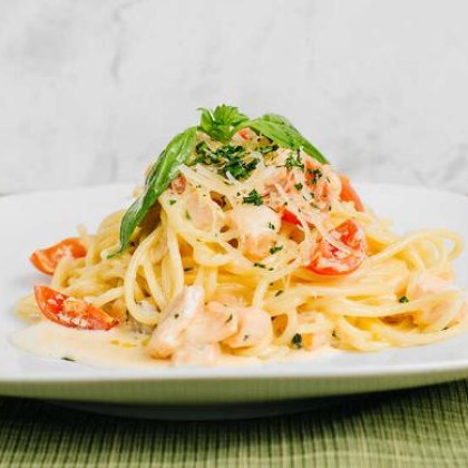 Спагетти с семгой