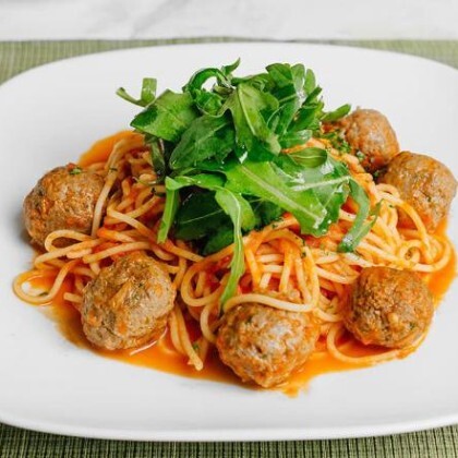 Лингвини с нежными мясными шариками на пару