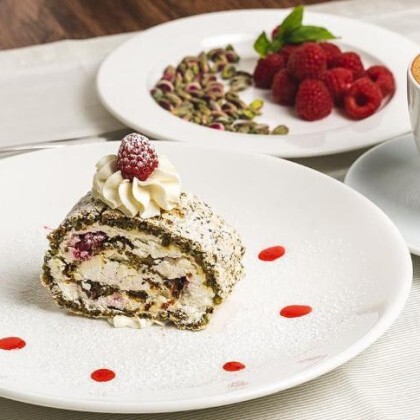 Фисташковый рулет