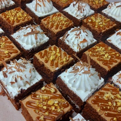 АССОРТИ МИНИАТЮРНЫХ ПИРОЖНЫХ 30 шт.