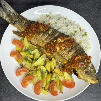 Целый сазан 2 кг. жареный пр-узбекски