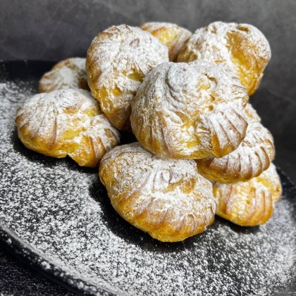 Профитроли с кремом брюле