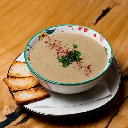 Суп-пюре из картофеля с грибочками и багетными сухарями