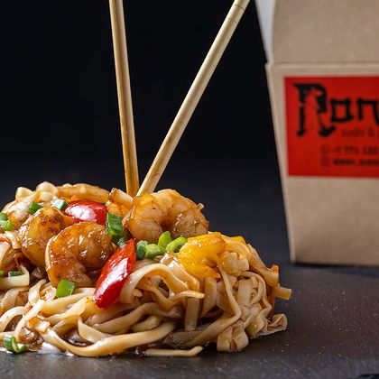 Удон с креветками