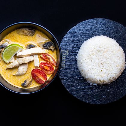 Том Ям с курицей