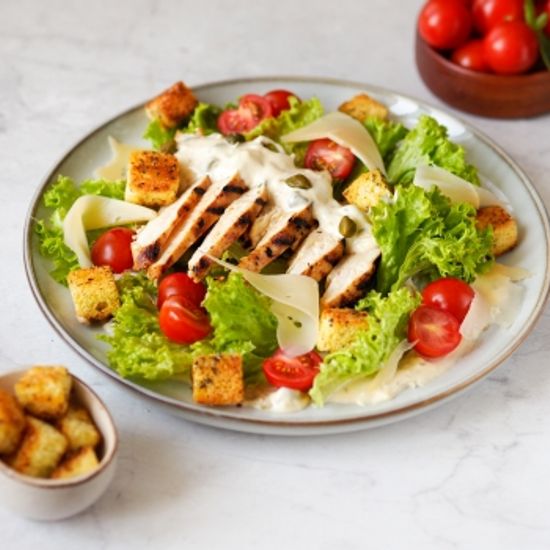Салат "Цезарь с курицей"