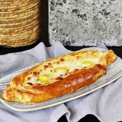 Хачапури по-аджарски