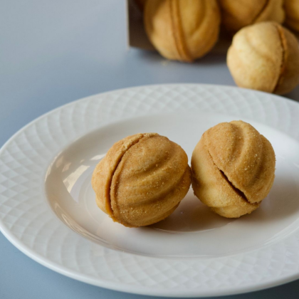 5. Орешки (коробочка 10 шт)