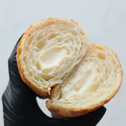 1. Круассан Заварной