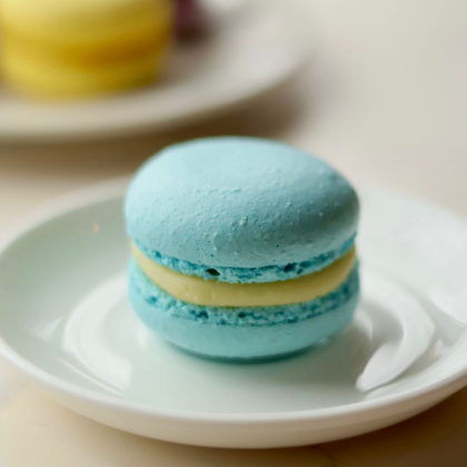 3. Макаронс Базилик лайм