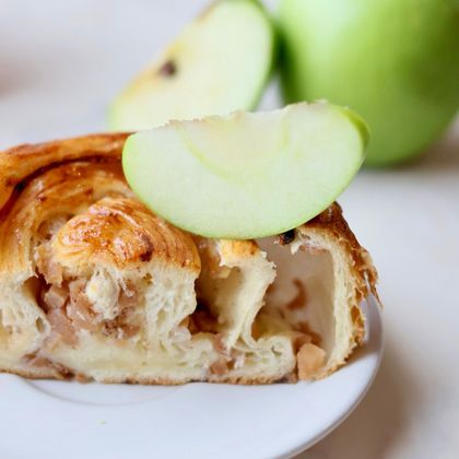 1. Дениш с Яблоком