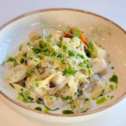 Паста с курицей и грибами