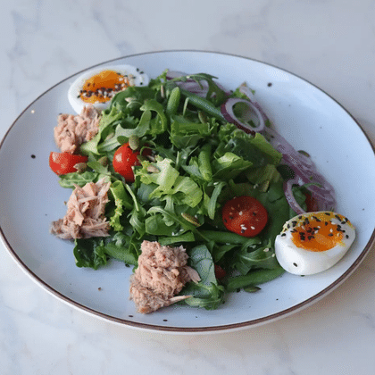 Салат с Тунцом