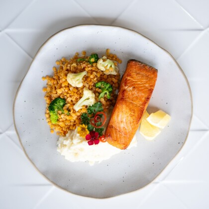 Salmon steak (GF, SF, LF)