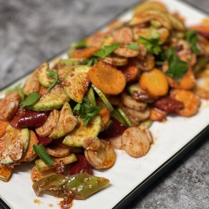 Пикантный салат  из маринованных овощей