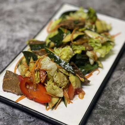 Тайский салат с телятиной