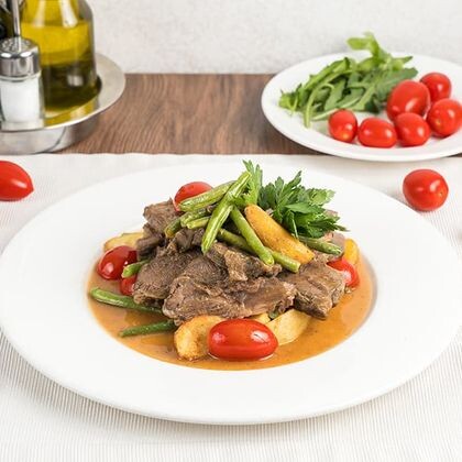 Баранина запеченная с картофелем