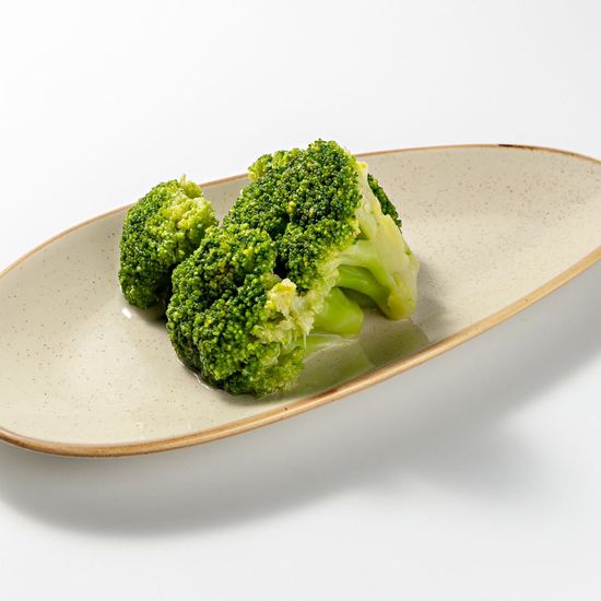 Брокколи в арахисовой панировке