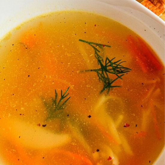 Куриный суп с лапшой