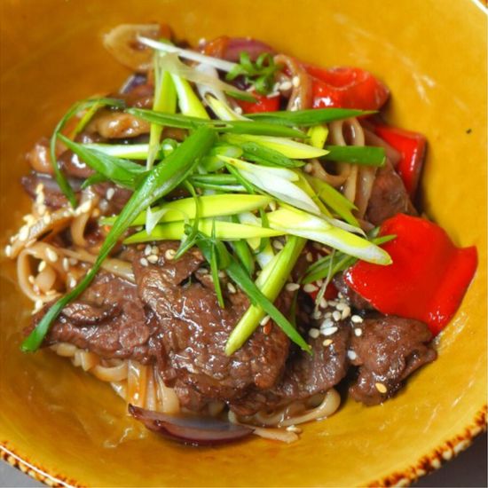 Лапша WOK с говядиной
