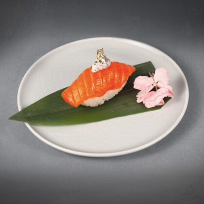 Суши Лосось с Трюфельной пастой