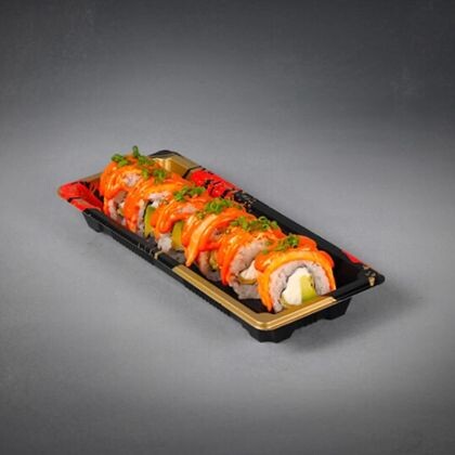 Опаленный лосось и креветка темпура спайси