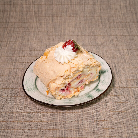 Меренговый рулет