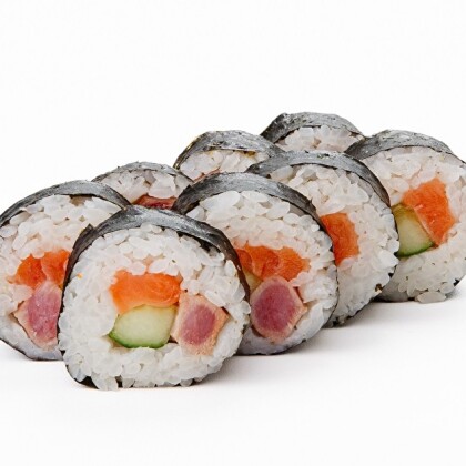 Маки с лососем и тунцом