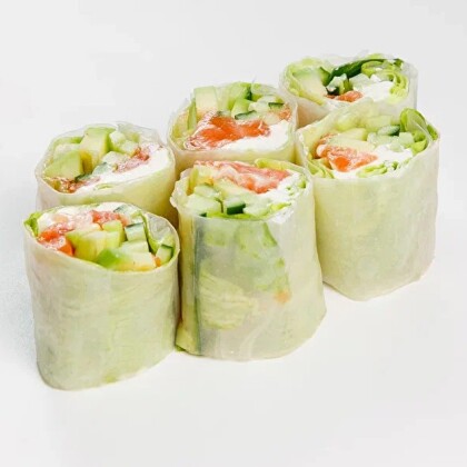 Спринг ролл с лососем