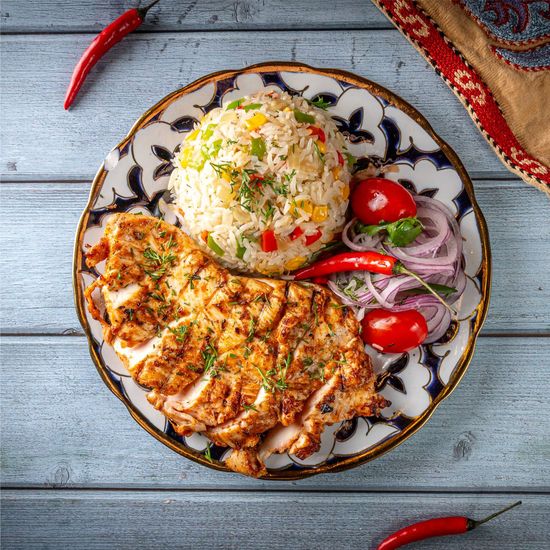 КУРИЦА НА ОГНЕ С РИСОМ