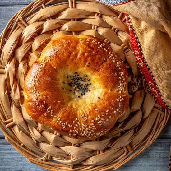 Лепешка узбекская