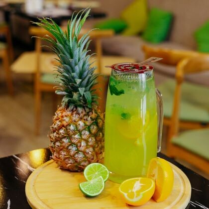 Ананасовый ( в заведение)