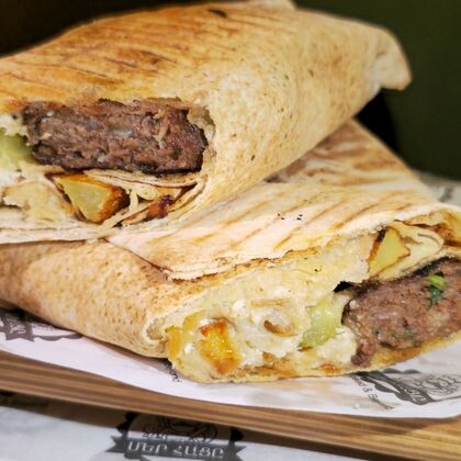 Сендвич с панрахашом и с кебебом