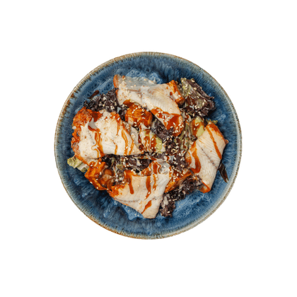 Салат с угрём и авокадо