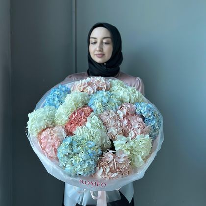 15 гортензий