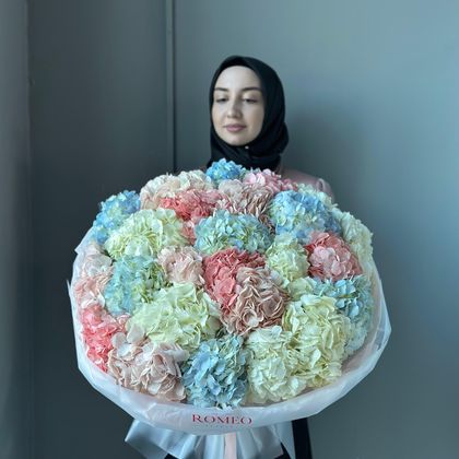 25 гортензий