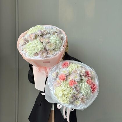 Букет с хризантем