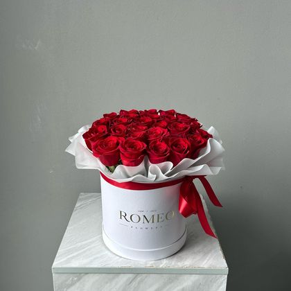 Розы в коробке