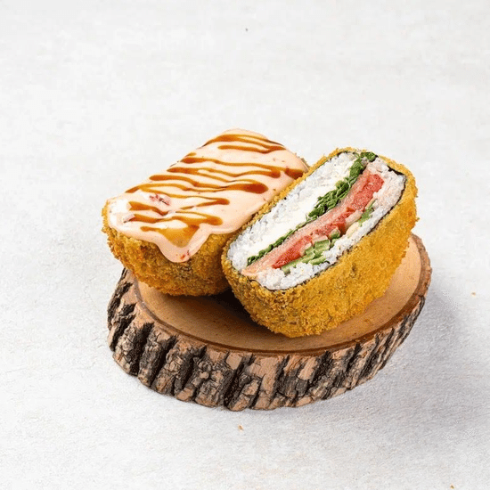 Суши бургер с копченой семгой