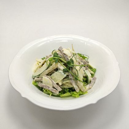 Салат с говяжьим языком