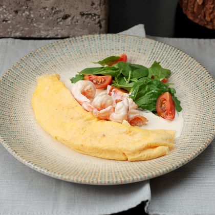 Французский омлет с креветками