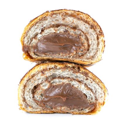 Круассан Полосатый с шоколадом