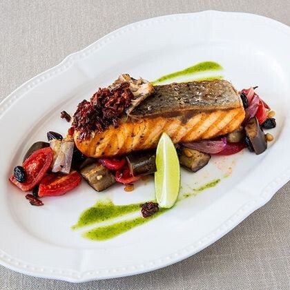 Семга на подушке Капонато