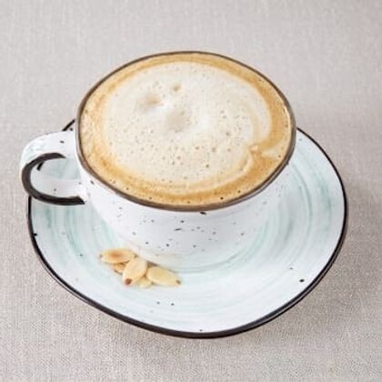 Кофе Cappuccino 0.3 на миндальном молоке