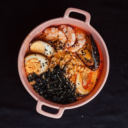 Том ям рамен с морепродктами