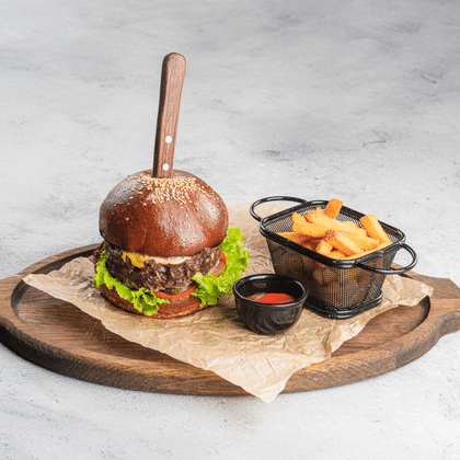 Бургер классический с фри LM