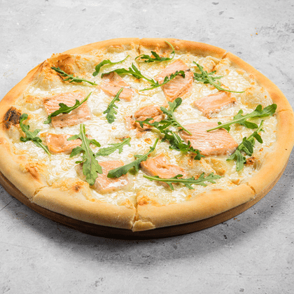 Пицца с лососем