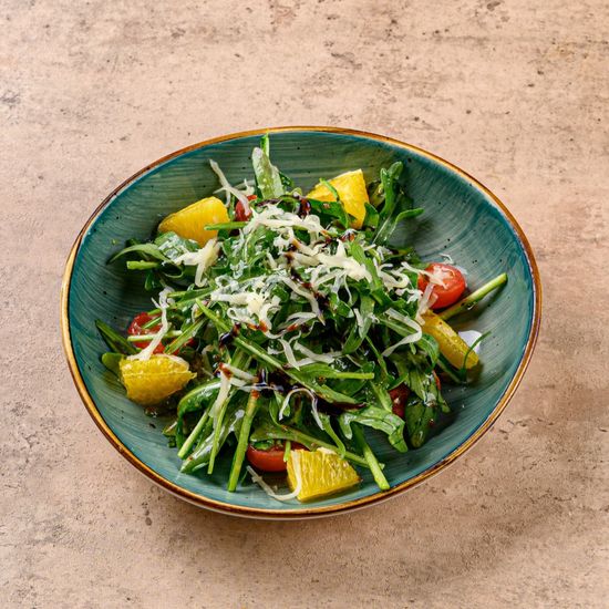 Салат с рукколой и апельсинами