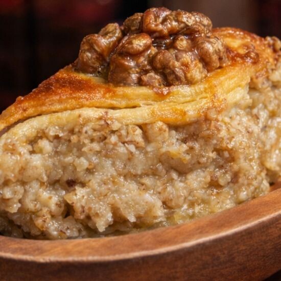 Baklava with walnut