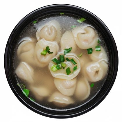 Пельмени с бульоном